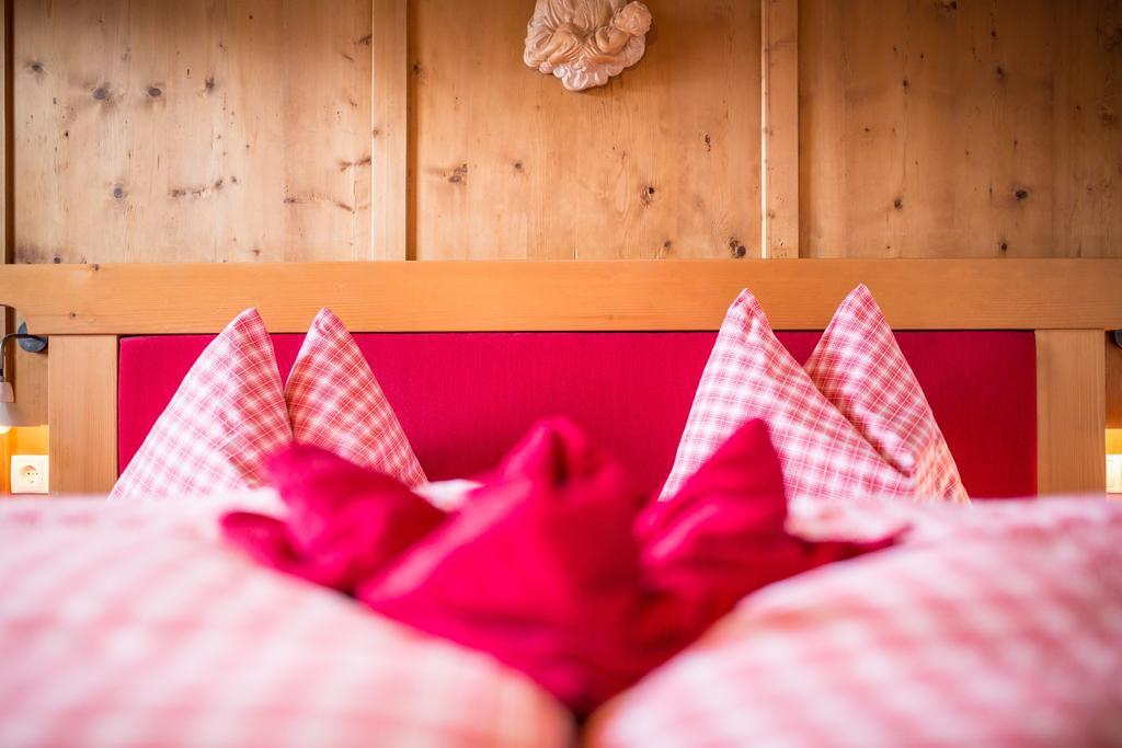 Berggasthaus Agritur Moserhof براييز  المظهر الخارجي الصورة